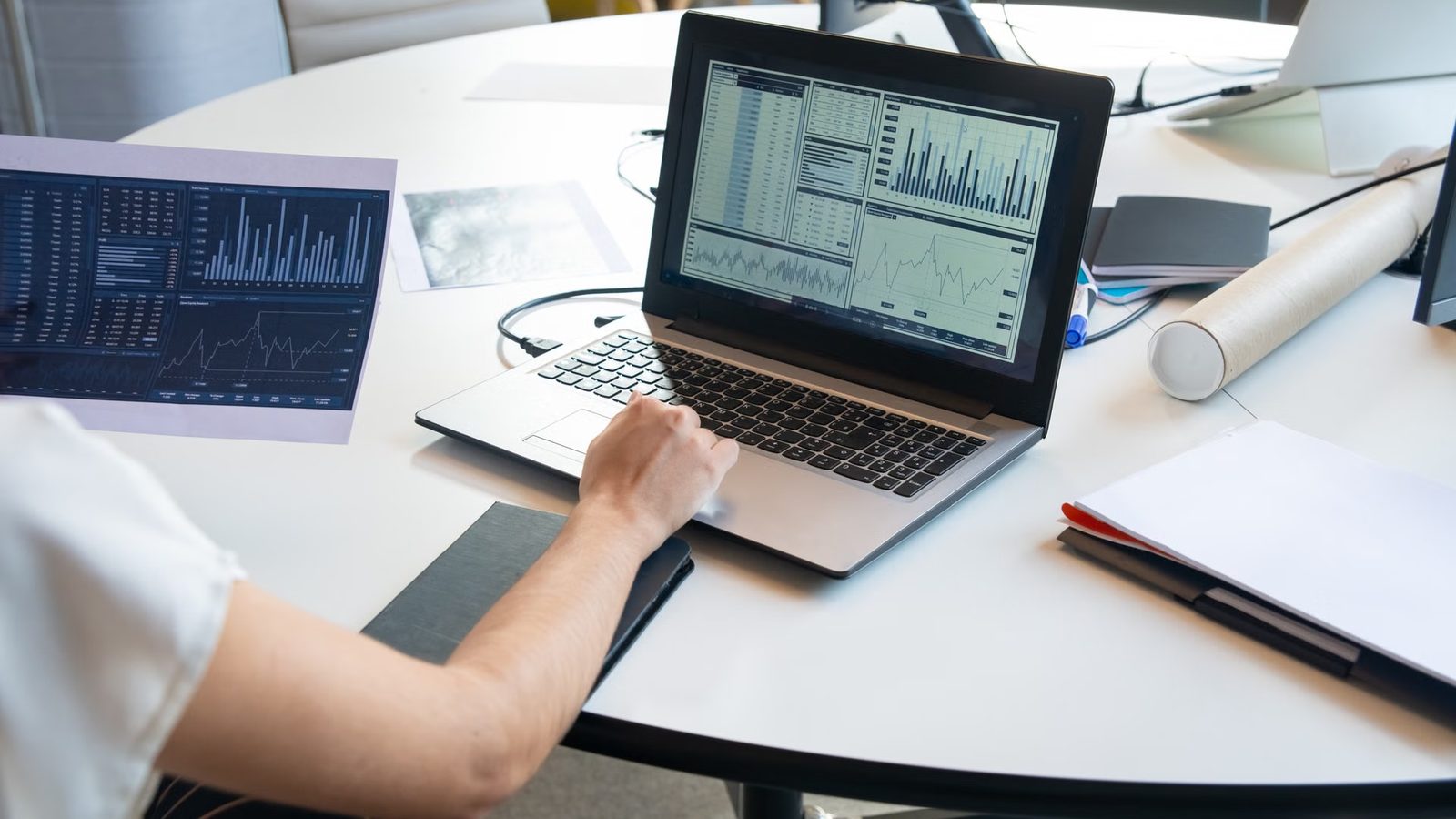 Data analysis and notes on a desk